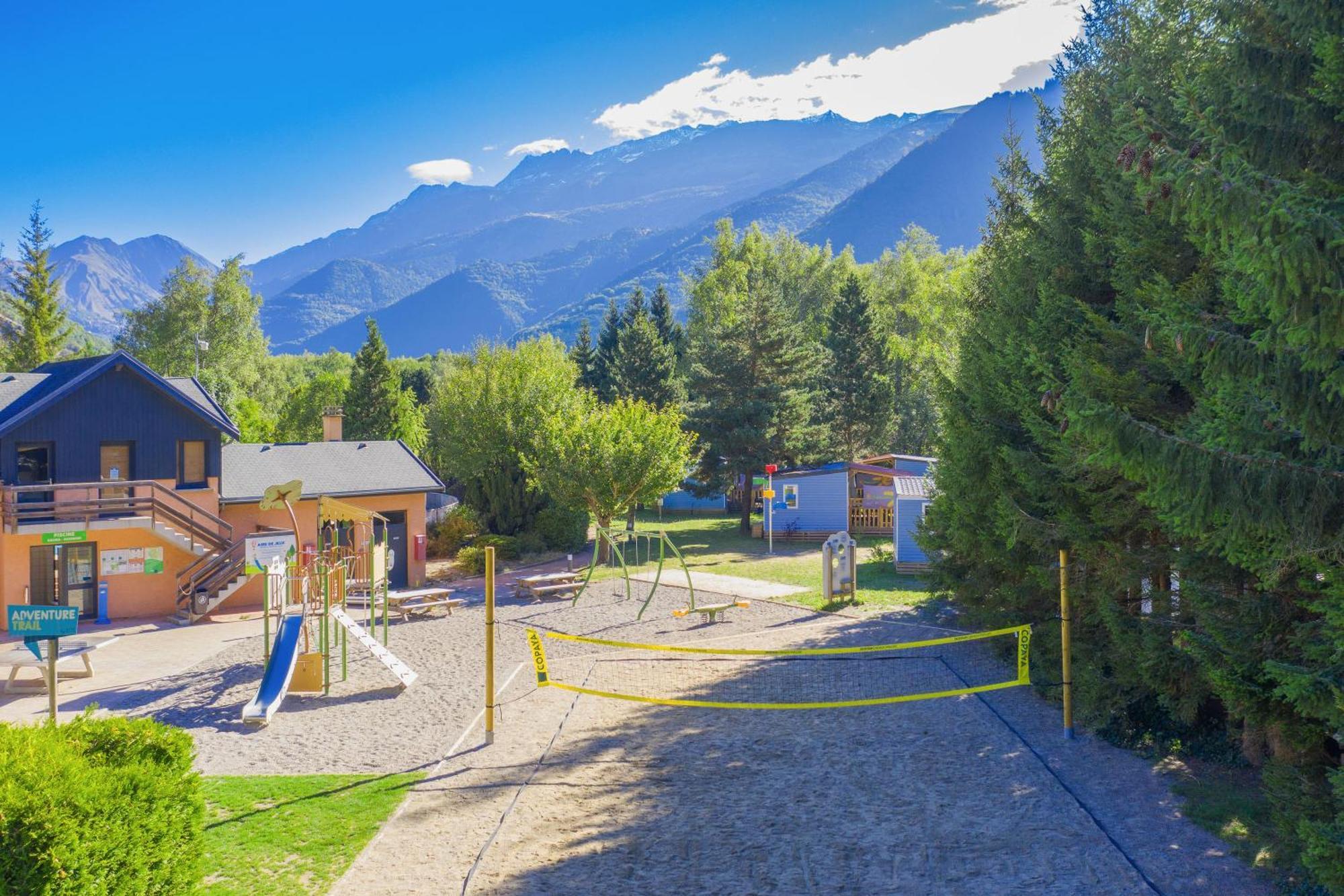 Camping RCN Belledonne Le Bourg-dʼOisans Eksteriør bilde