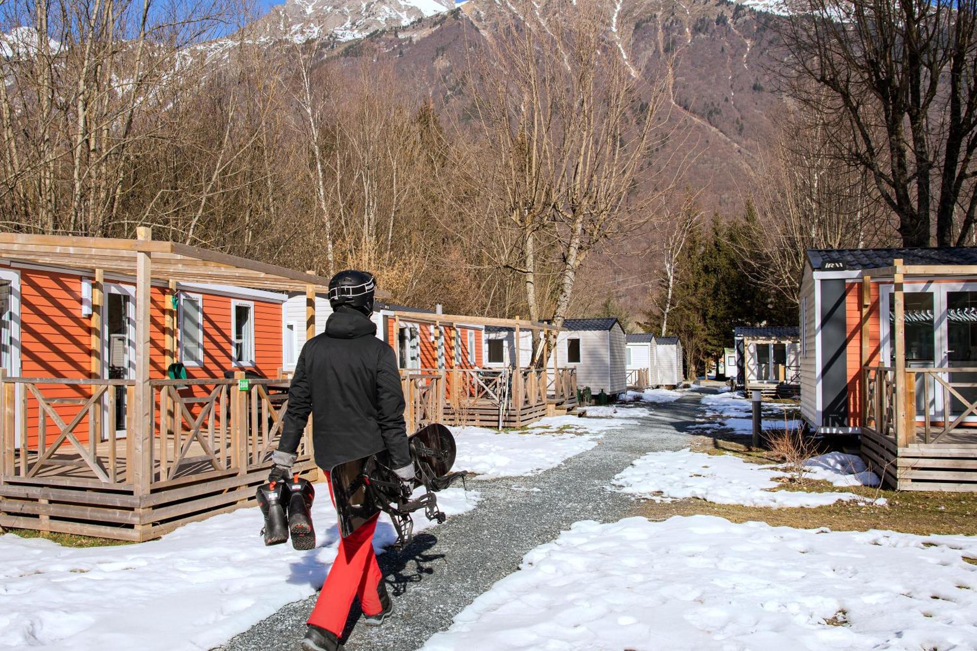 Camping RCN Belledonne Le Bourg-dʼOisans Eksteriør bilde