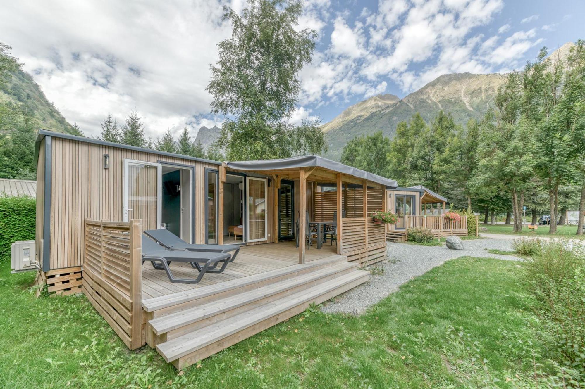 Camping RCN Belledonne Le Bourg-dʼOisans Eksteriør bilde